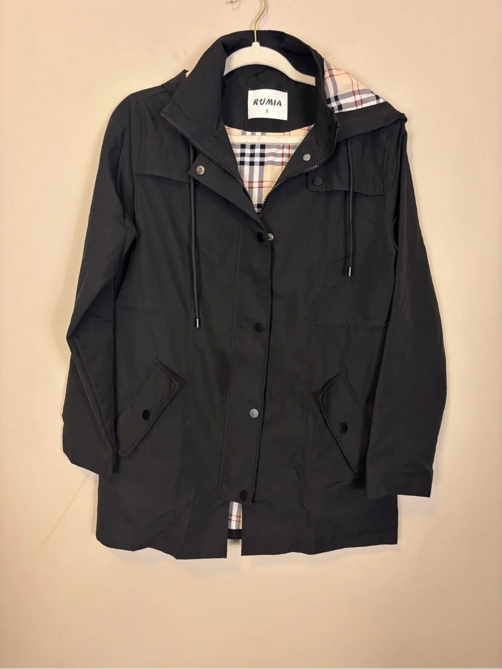 Black Hooded Cinch Waist Trench Rain Coat with Tan Plaid Lining Women’s Small